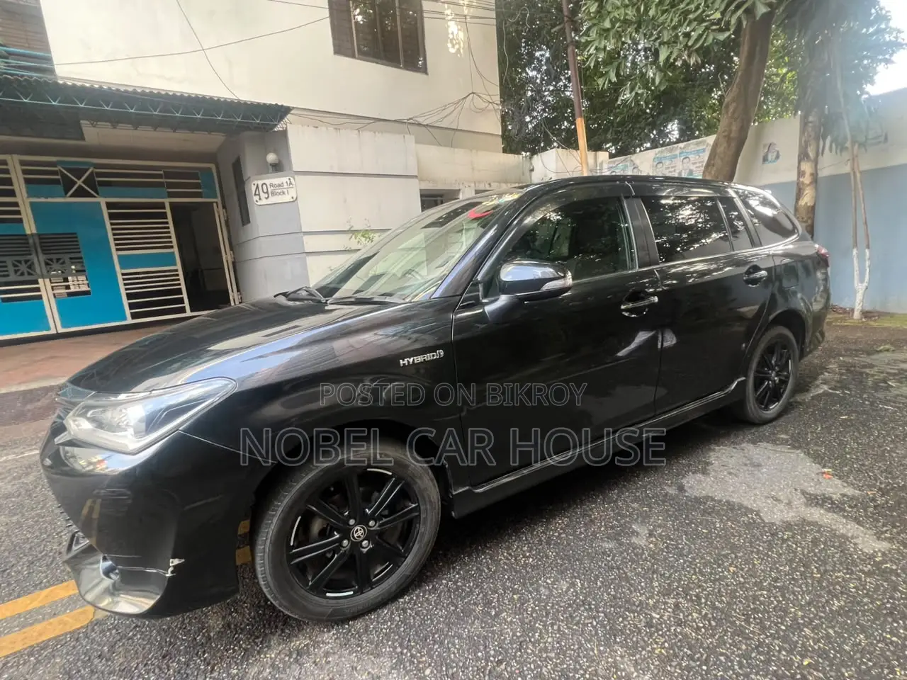 Toyota Corolla Fielder 2017 Black
