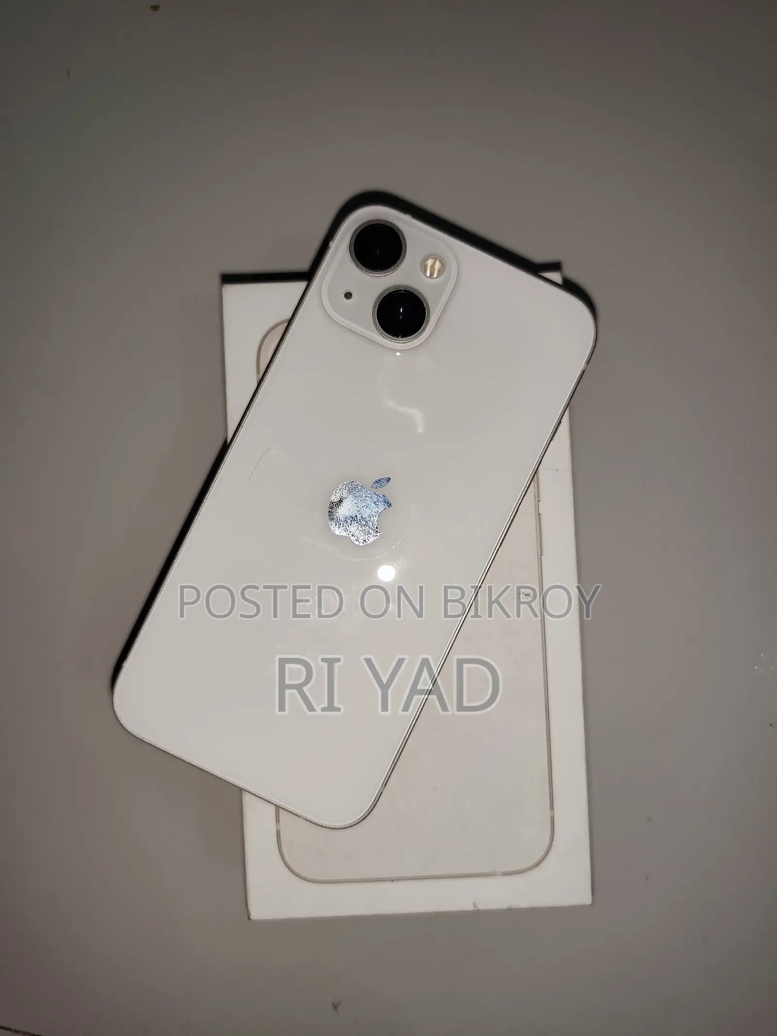Apple iPhone 13 128 GB White