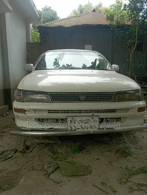 Toyota Corolla 1991 White