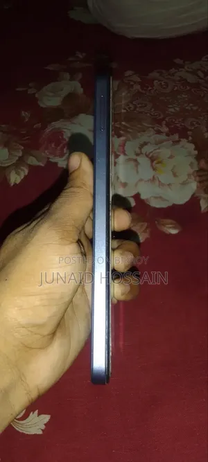 ডেক্নো স্পার্ক ২০সি ১২৮ জিবি ধলো