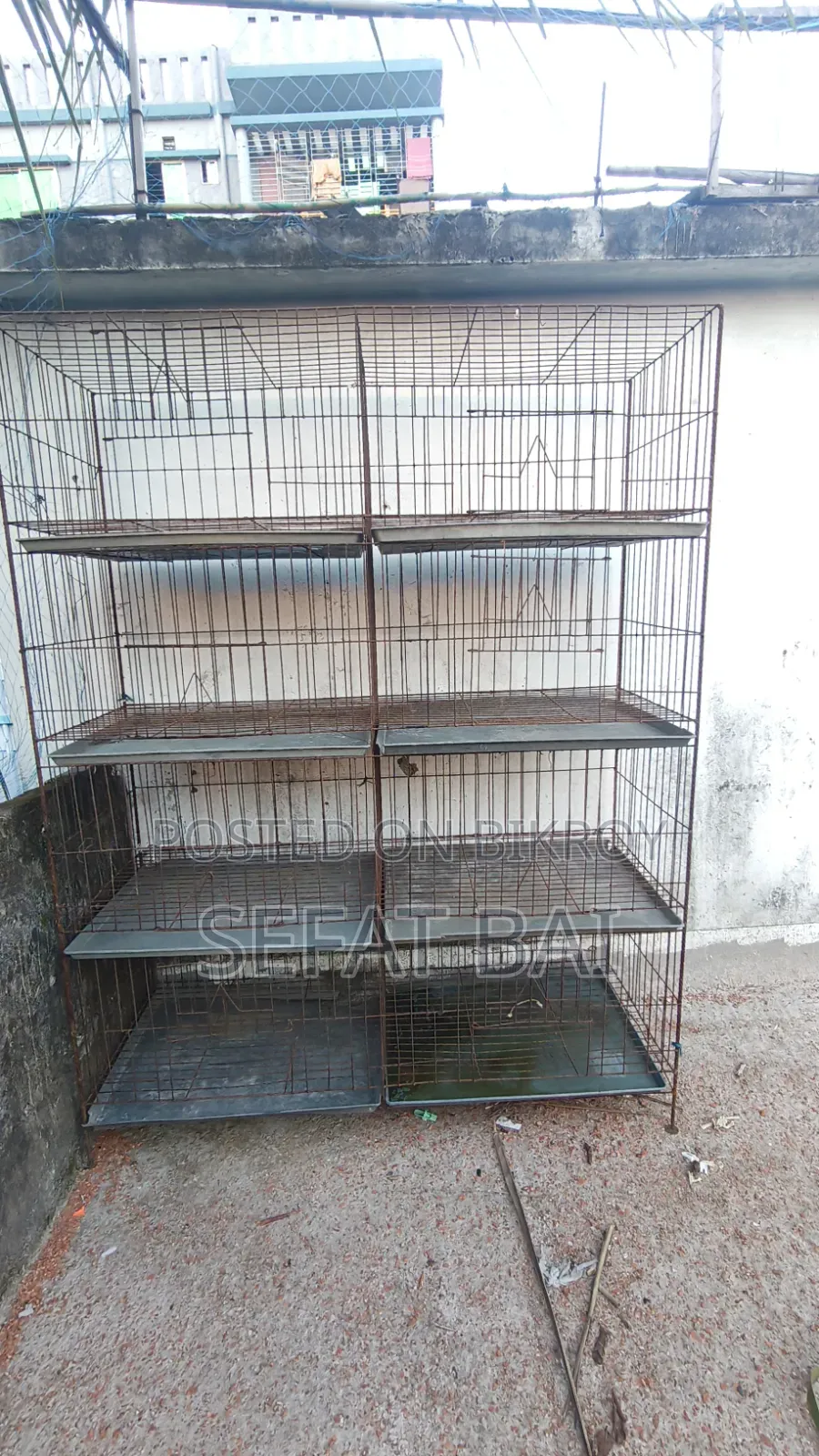 8-compartment pigeon cage for sale.