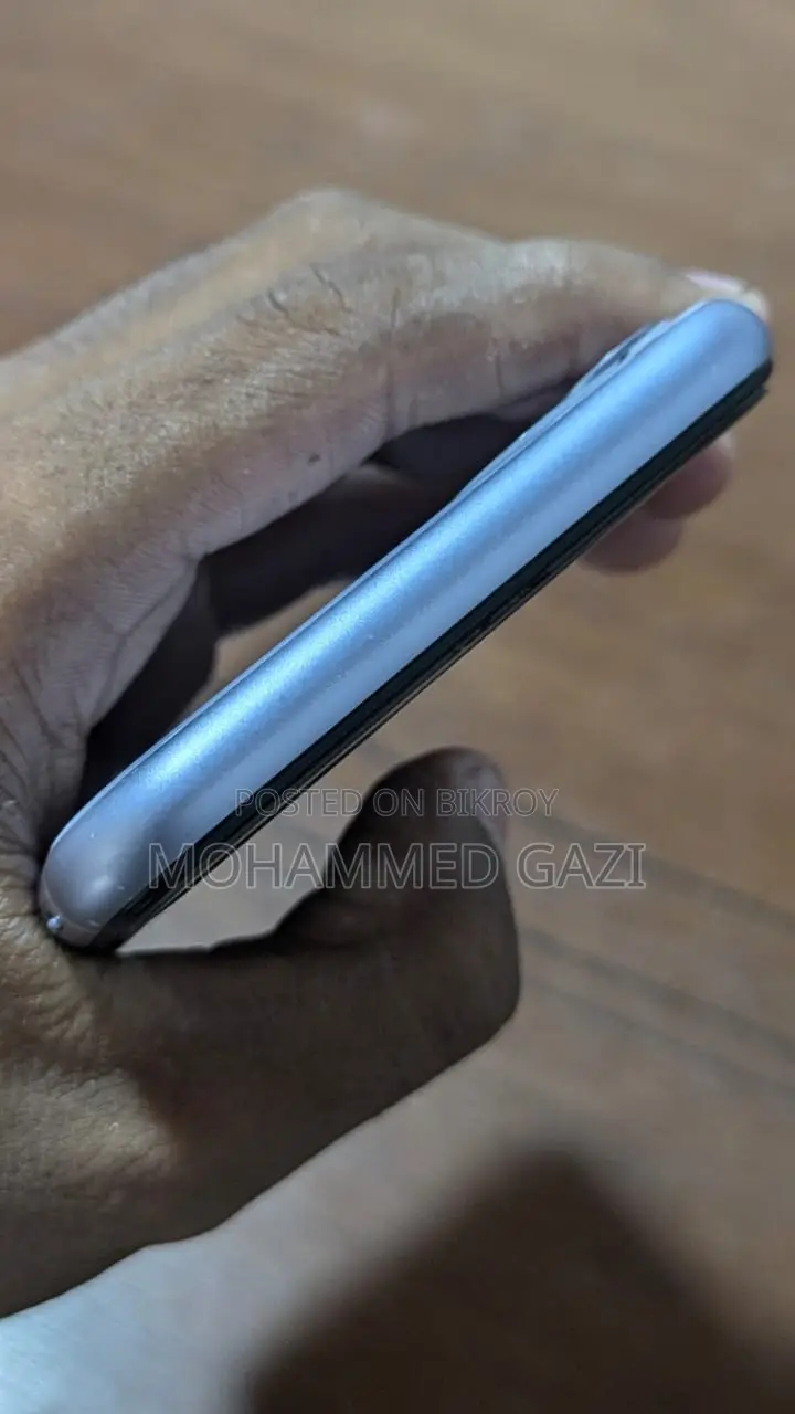 অ্যাপল আইফোন ১১ ১২৮ জিবি