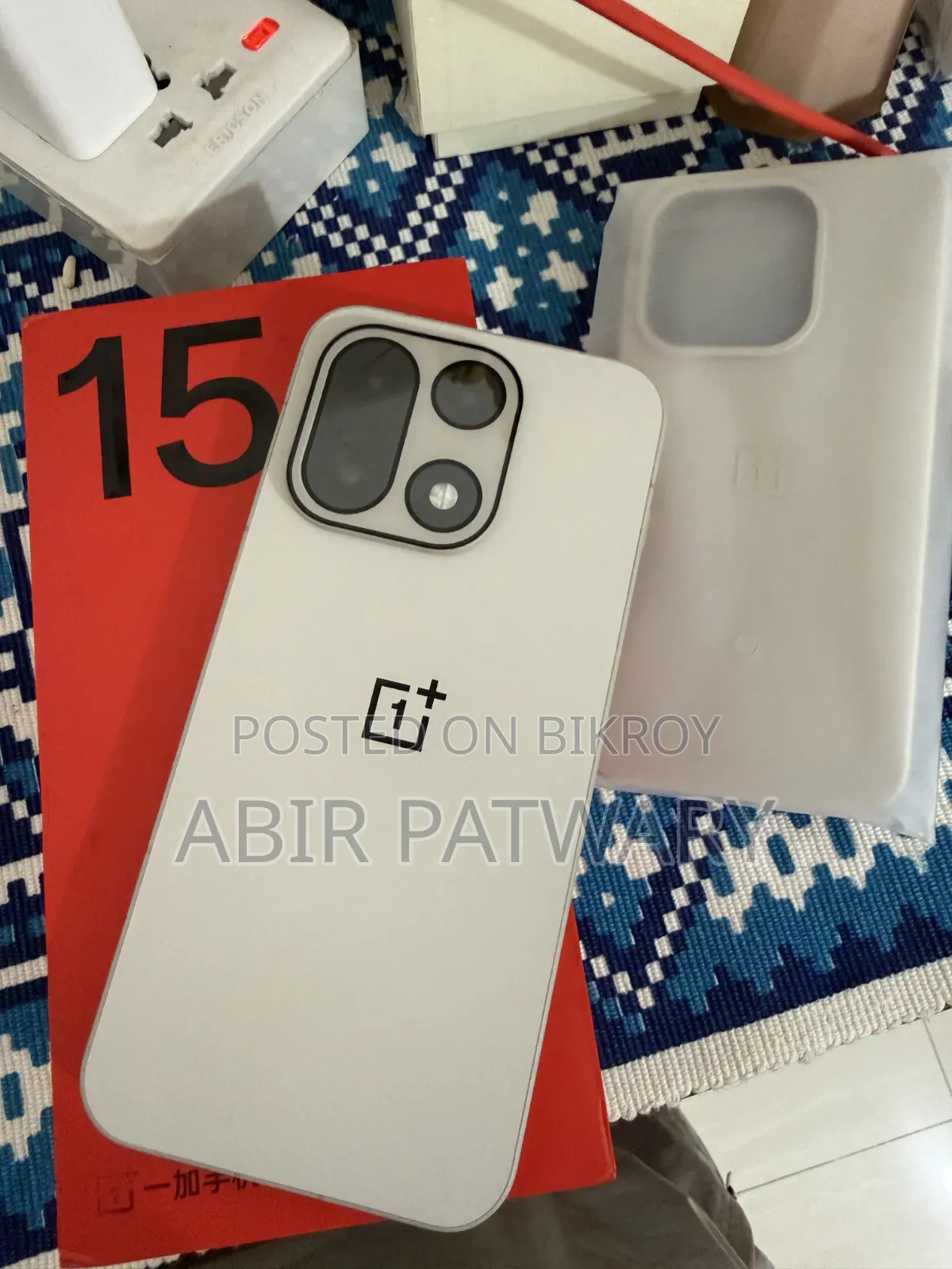 OnePlus 15 256 GB Gray