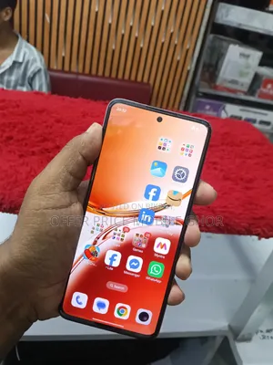 Oppo F27 128 GB Blue
