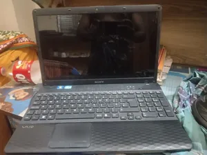 Laptop Sony VAIO 15E F15218SN 4GB Intel Core i5 HDD+SSD 128GB