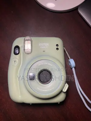Instax Mini 11 পোলারয়েড ক্যামেরা