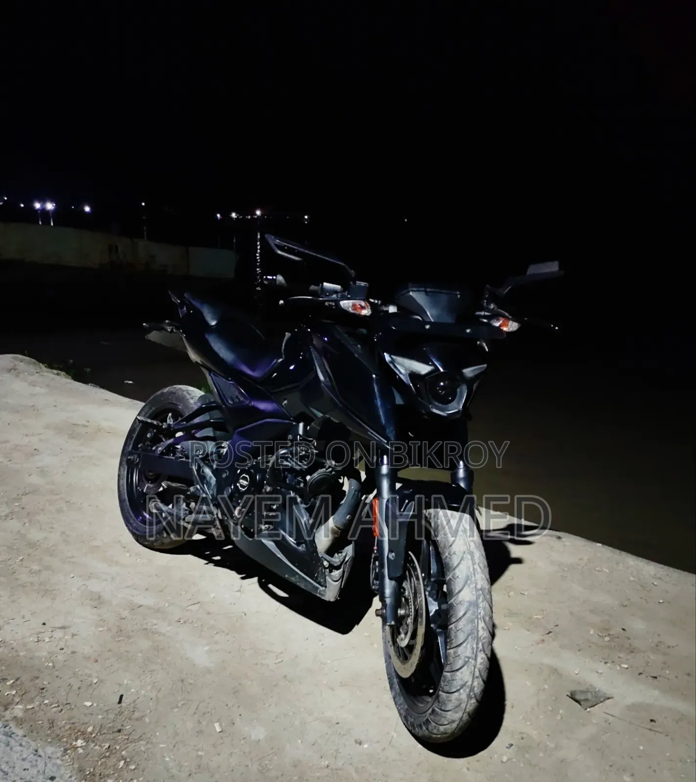 বাজাজ পালসার এন১৬০ ২০২৪ কালো