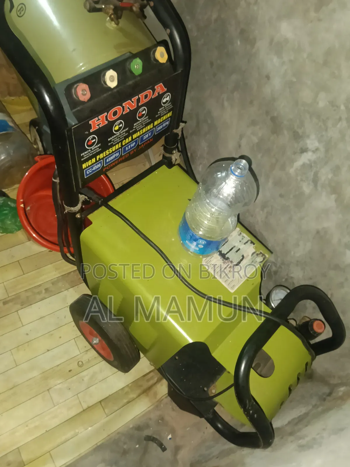 গাড়ির গেরেজ কিছু মালা মাল বিক্রি করবো গাড়ির ওয়াস মিশিনের দাম দিলাম