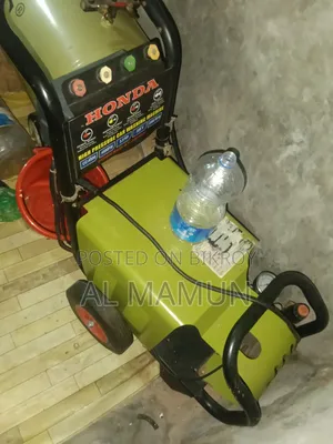গাড়ির গেরেজ কিছু মালা মাল বিক্রি করবো গাড়ির ওয়াস মিশিনের দাম দিলাম