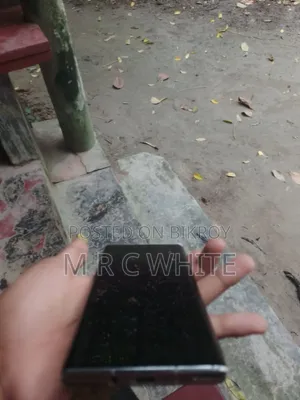 শার্প অ্যাকোস আর৬ ১২৮ জিবি হোয়াইট