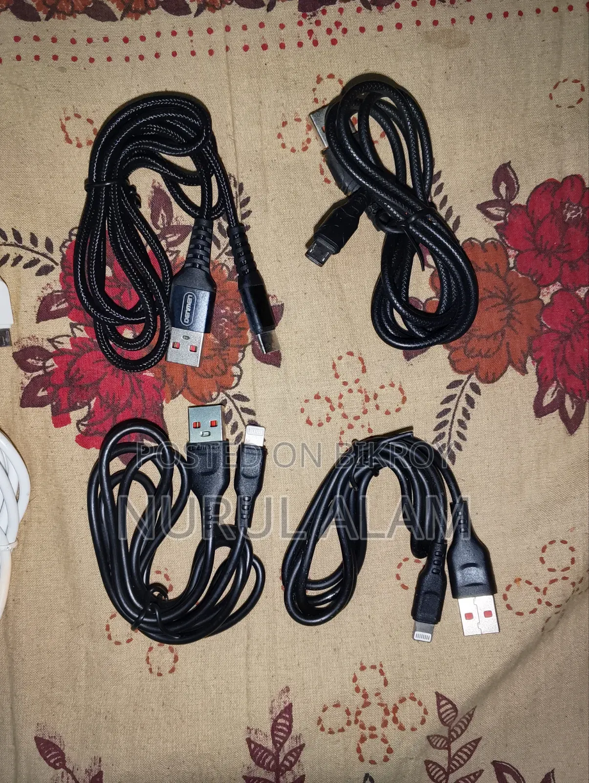 USB Type B/C/iPhone Charging Data Cable