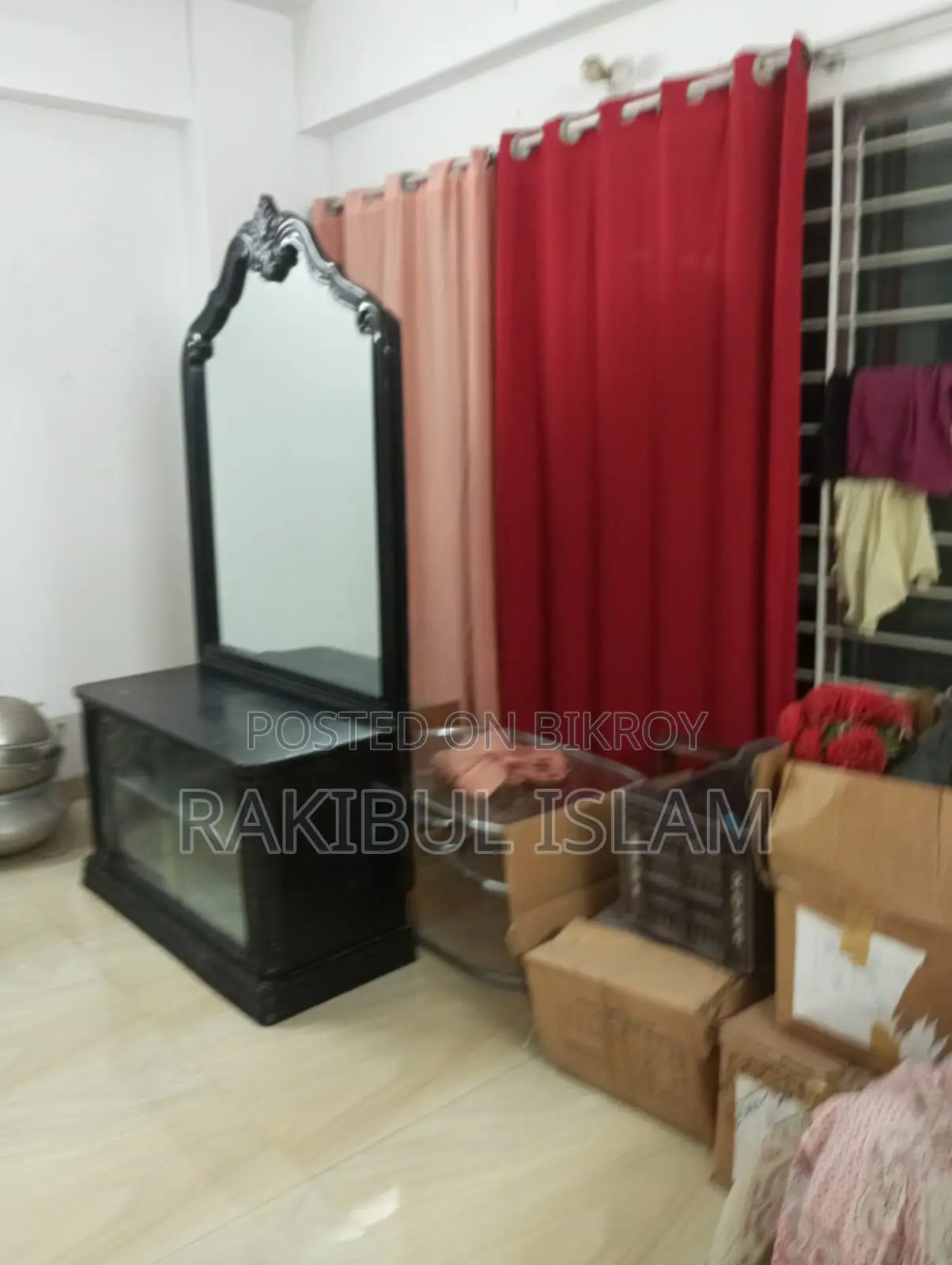 ড্রেসিং টেবিল বিক্রয় (সেগুন গাছের কাঠ)