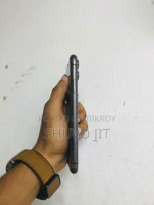 Apple iPhone 11 64 GB Black
