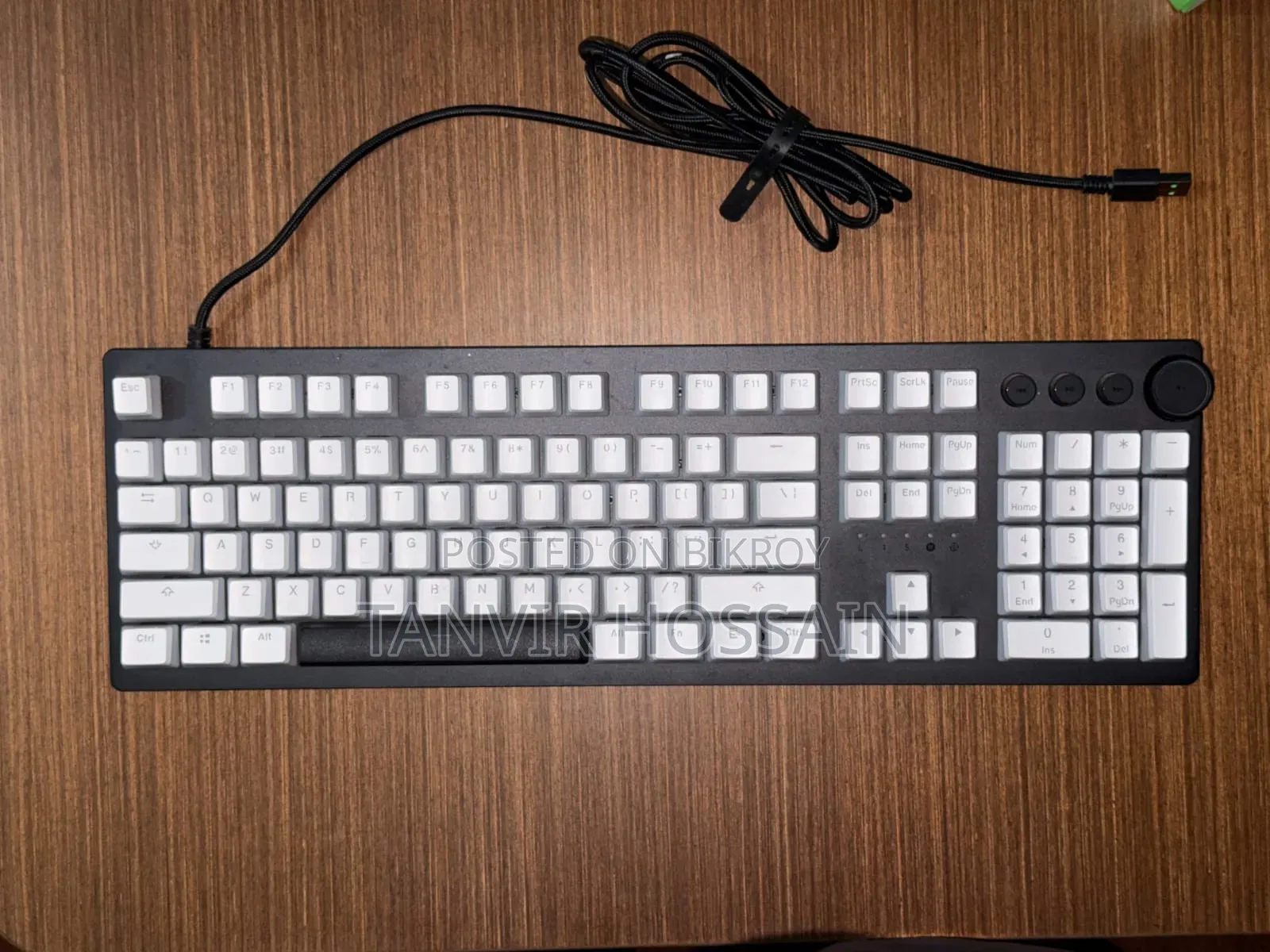 Razer Huntsman V2 Clicky Optical Switch Gaming Keyboard