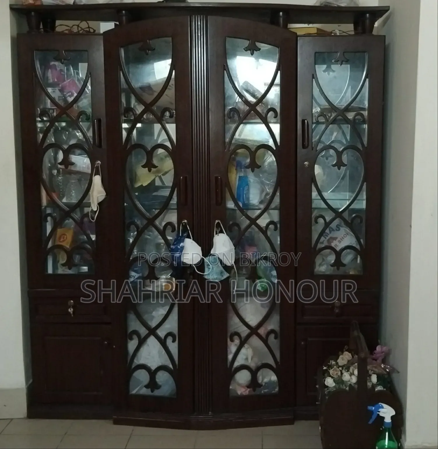 Showcase 4 Door Brown Color