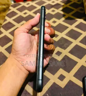 অ্যাপল আইফোন ১১ ১২৮ জিবি কালো
