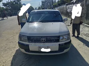 টয়োটা প্রোবক্স ২০০৪ হোয়াইট