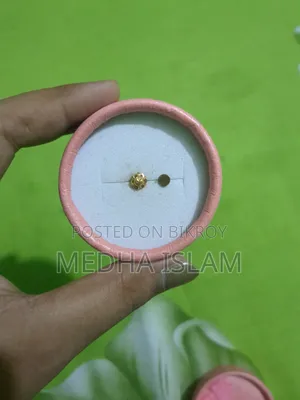 স্বর্ণের নাকফুল