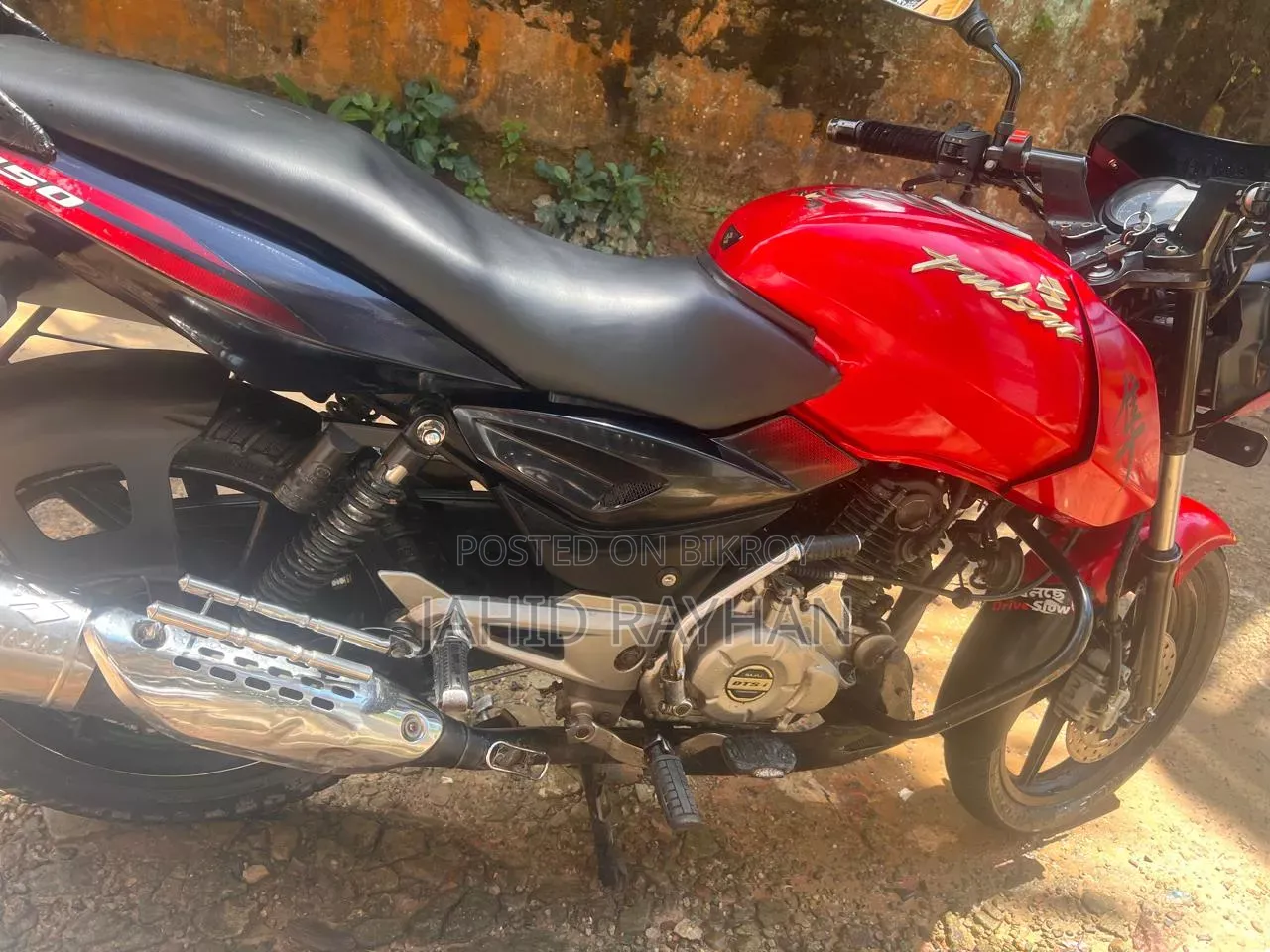 Bajaj Pulsar 150 2012 Red