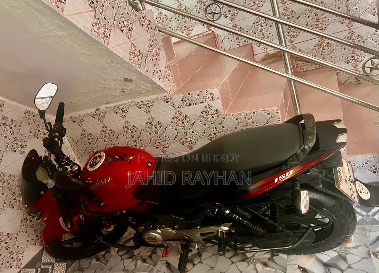 Bajaj Pulsar 150 2012 Red