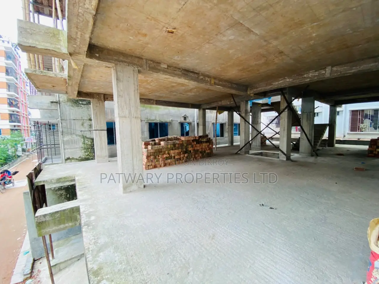 2-Bedroom Apartment in Howlader Bhavan, Mirpur for sale