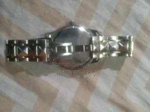 ঘড়ি বিক্রয়ের জন্য