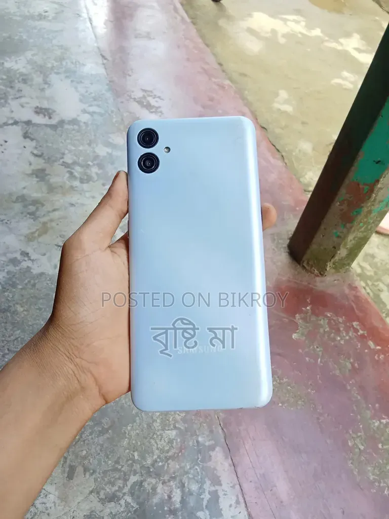 স্যামসাং গ্যালাক্সি এ০৪ ৩২ জিবি ব্লু