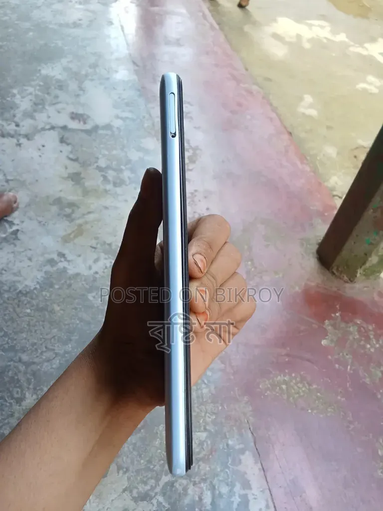 স্যামসাং গ্যালাক্সি এ০৪ ৩২ জিবি ব্লু