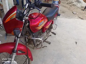 হিরো স্প্লেন্ডার প্লাস ২০১২ রেড