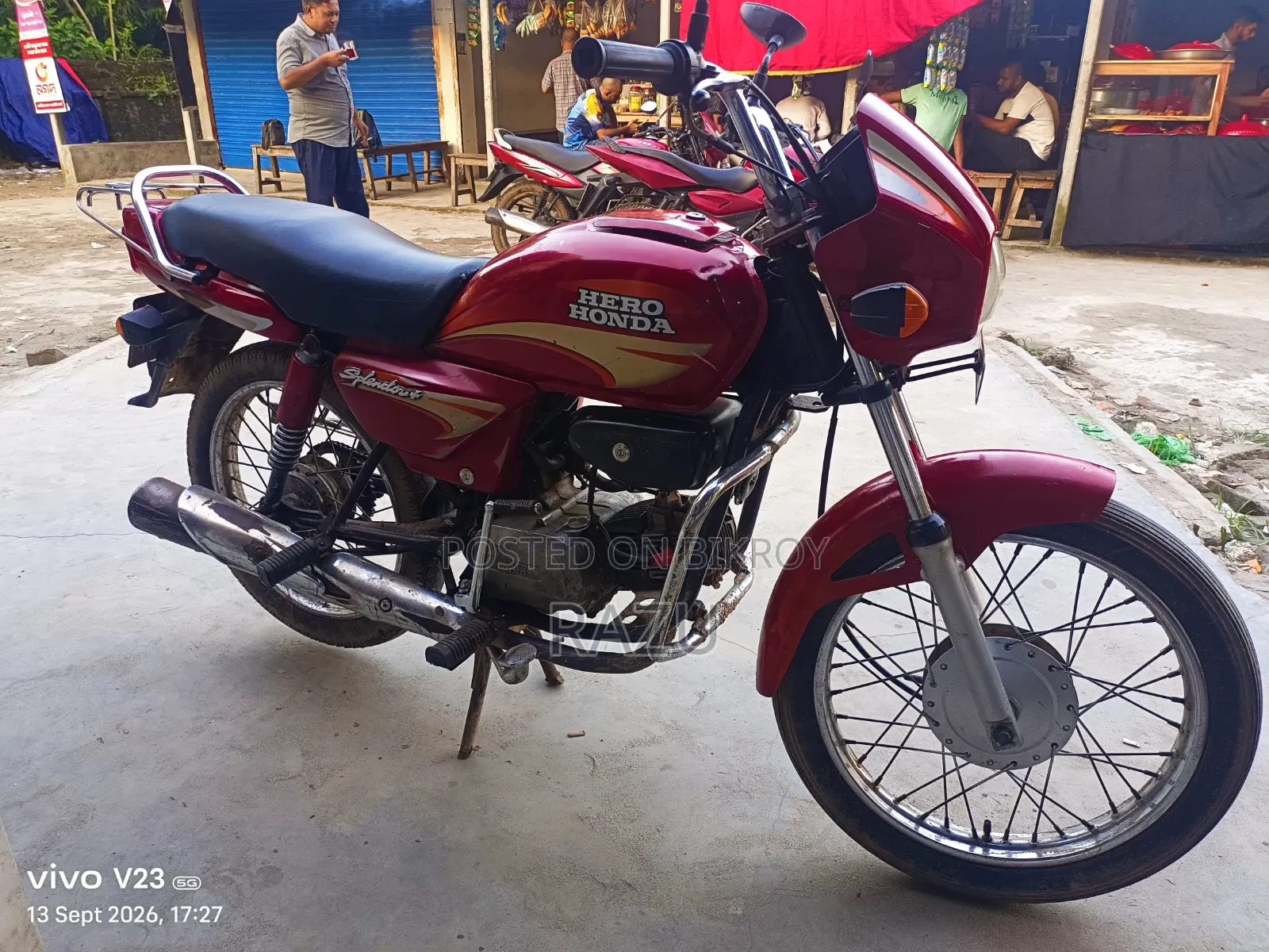 হিরো স্প্লেন্ডার প্লাস ২০১২ রেড