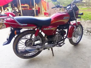 হিরো স্প্লেন্ডার প্লাস ২০১২ রেড