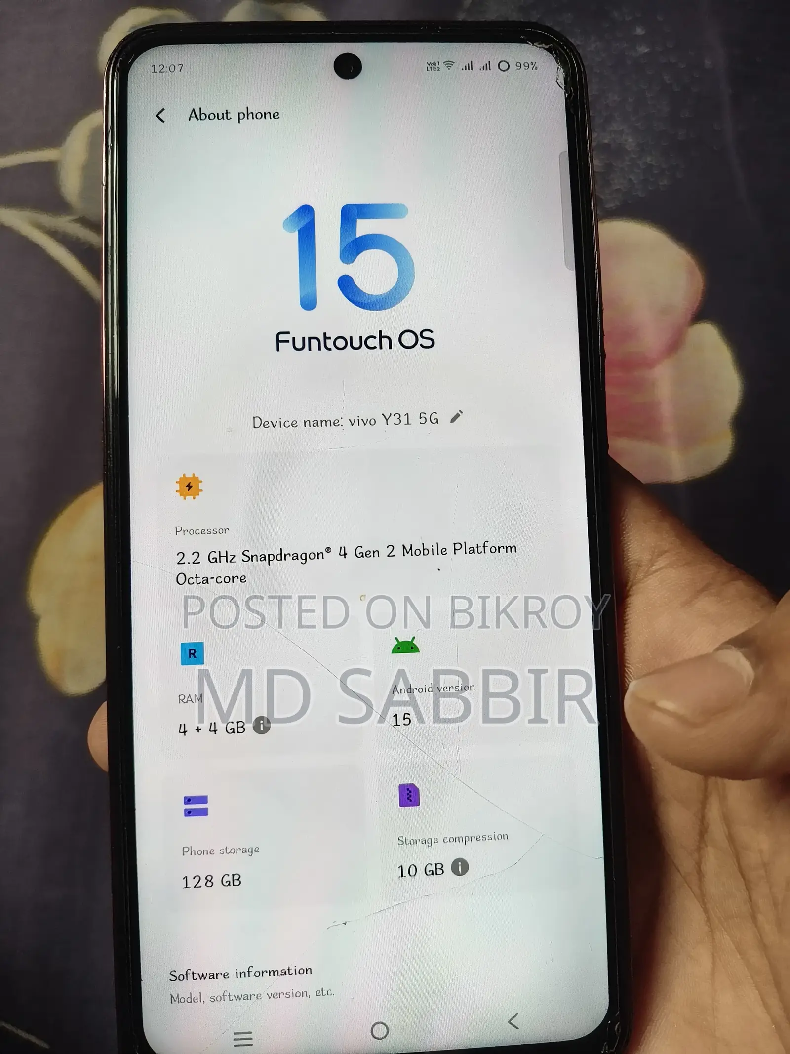 লাল রঙের ১২৮ জিবি ভিভো ওয়াই৩১ ৫জি