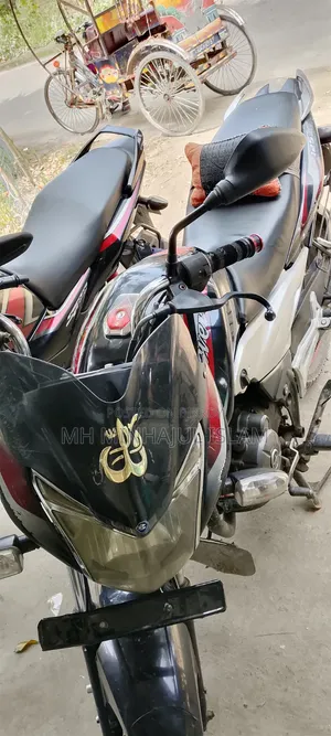 Bajaj Discover 125 2016 Black