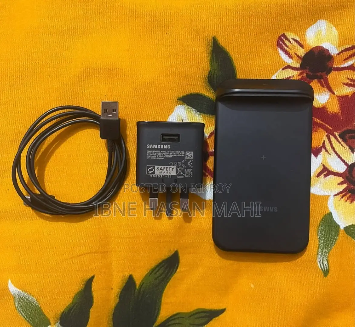 Samsung Wireless Charger & Travel Adapter With Cable