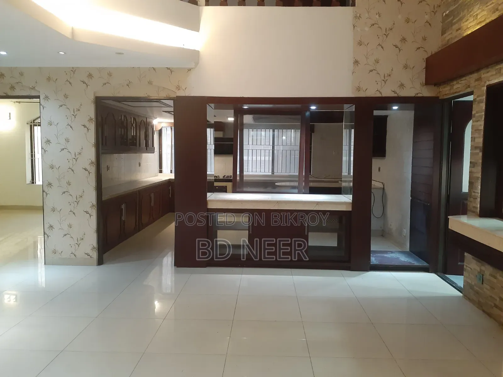গুলশানে ৪ বেডরুমের ডুপ্লেক্স ভাড়ার জন্য