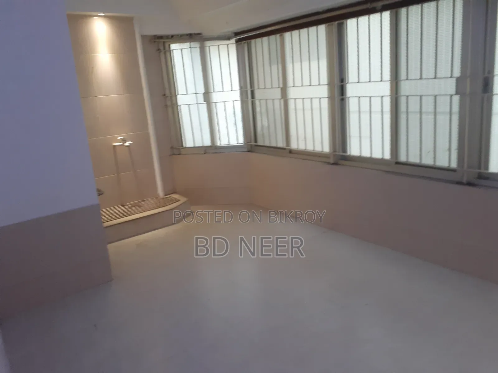 গুলশানে ৪ বেডরুমের ডুপ্লেক্স ভাড়ার জন্য