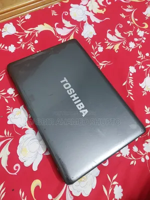 Laptop Toshiba Satellite L755 4GB Intel Core i7 HDD 500GB