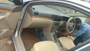 Toyota Corolla 2005 Silver