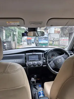 Toyota Axio 1.5 X 4WD 2018 Silver