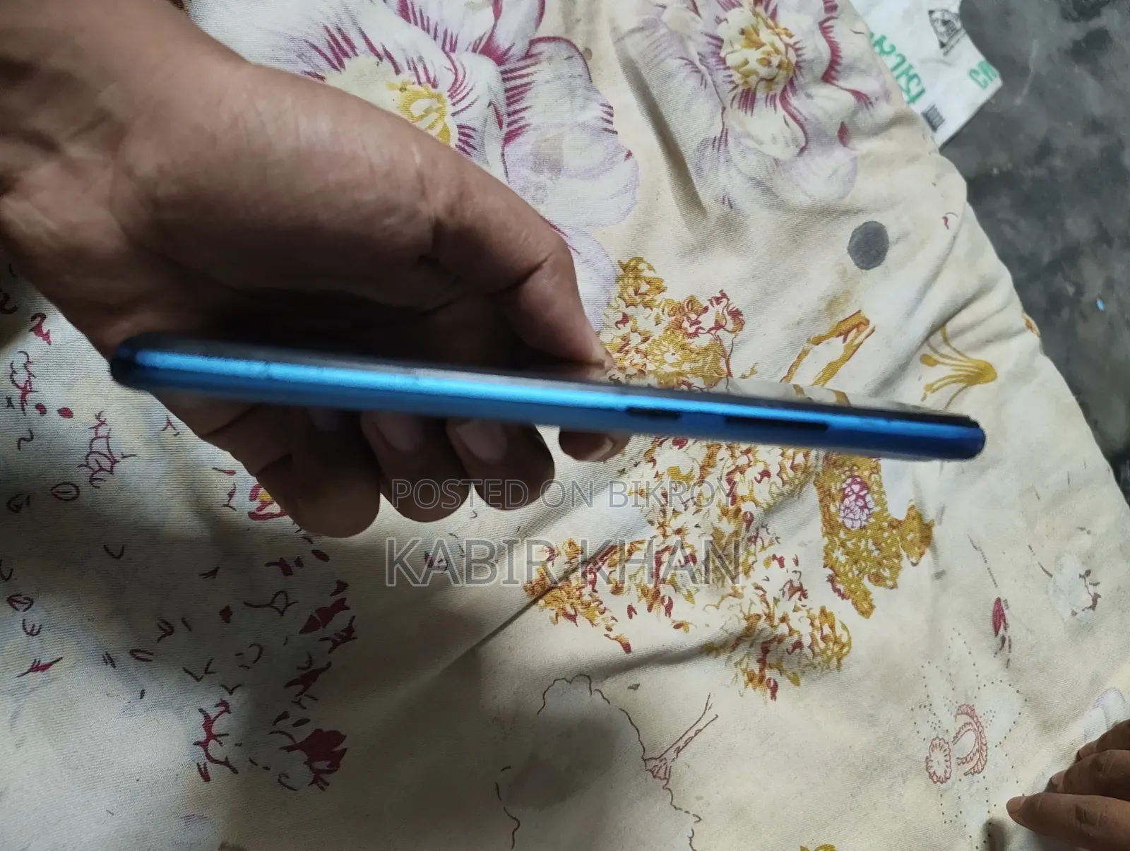 Realme 32 GB Blue