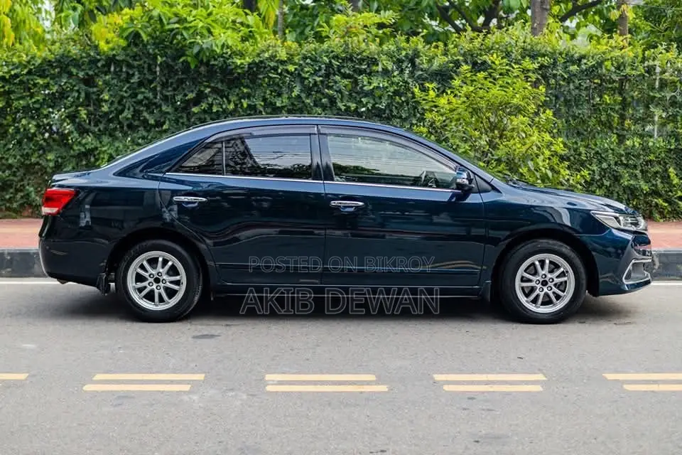 Toyota Premio 1.5 FWD 2019 Blue