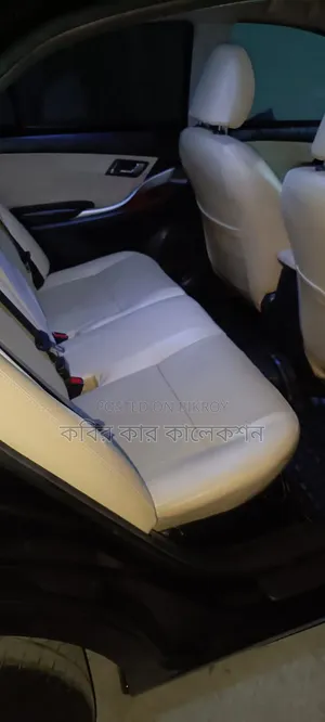 Toyota Premio 2011 Black
