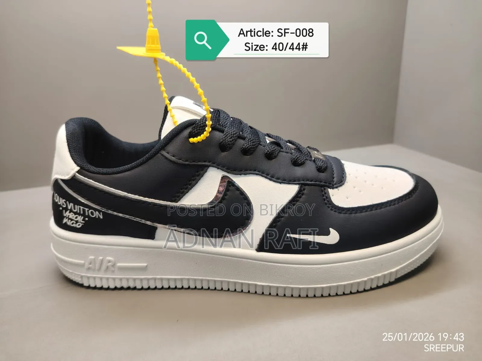 Stylish look best quality sneakers.
