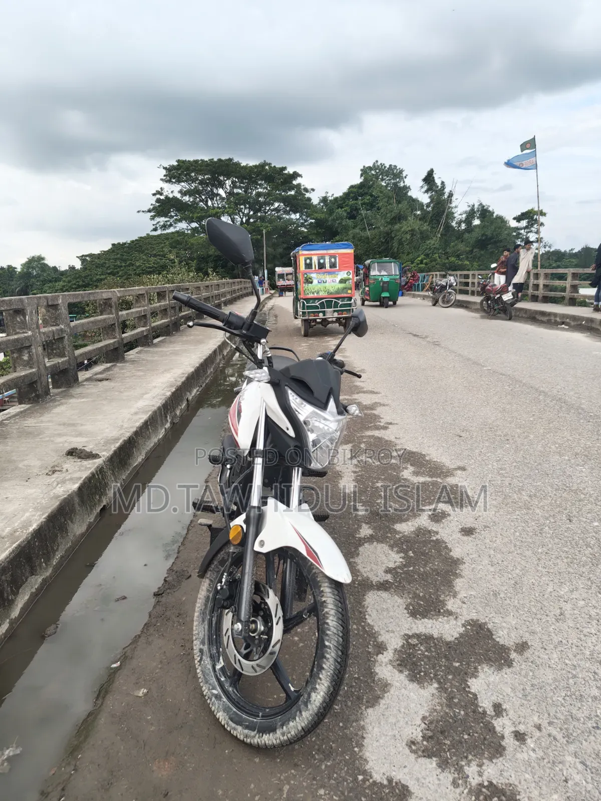 Motorcycle 2026 White