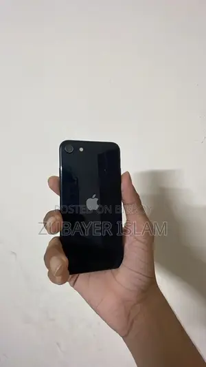 নতুন অ্যাপল আইফোন এসই ১২৮ জিবি ব্ল্যাক