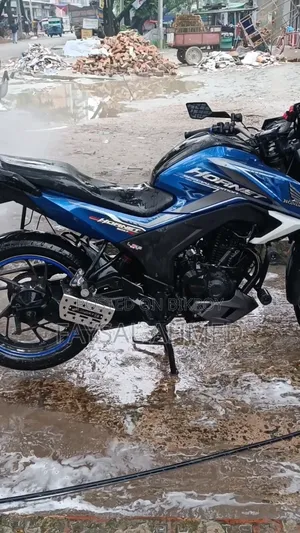 Honda Hornet 2018 Blue