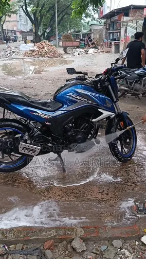Honda Hornet 2018 Blue