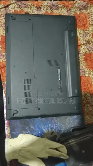ল্যাপটপ ডেল ৪জিবি ইন্টেল কোর আই৫ এসএসডি ২৫৬জিবি