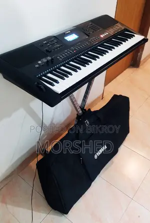 YAMAHA PSR-E463 Keyboard With Bag & Stand (MIDI + Live!)