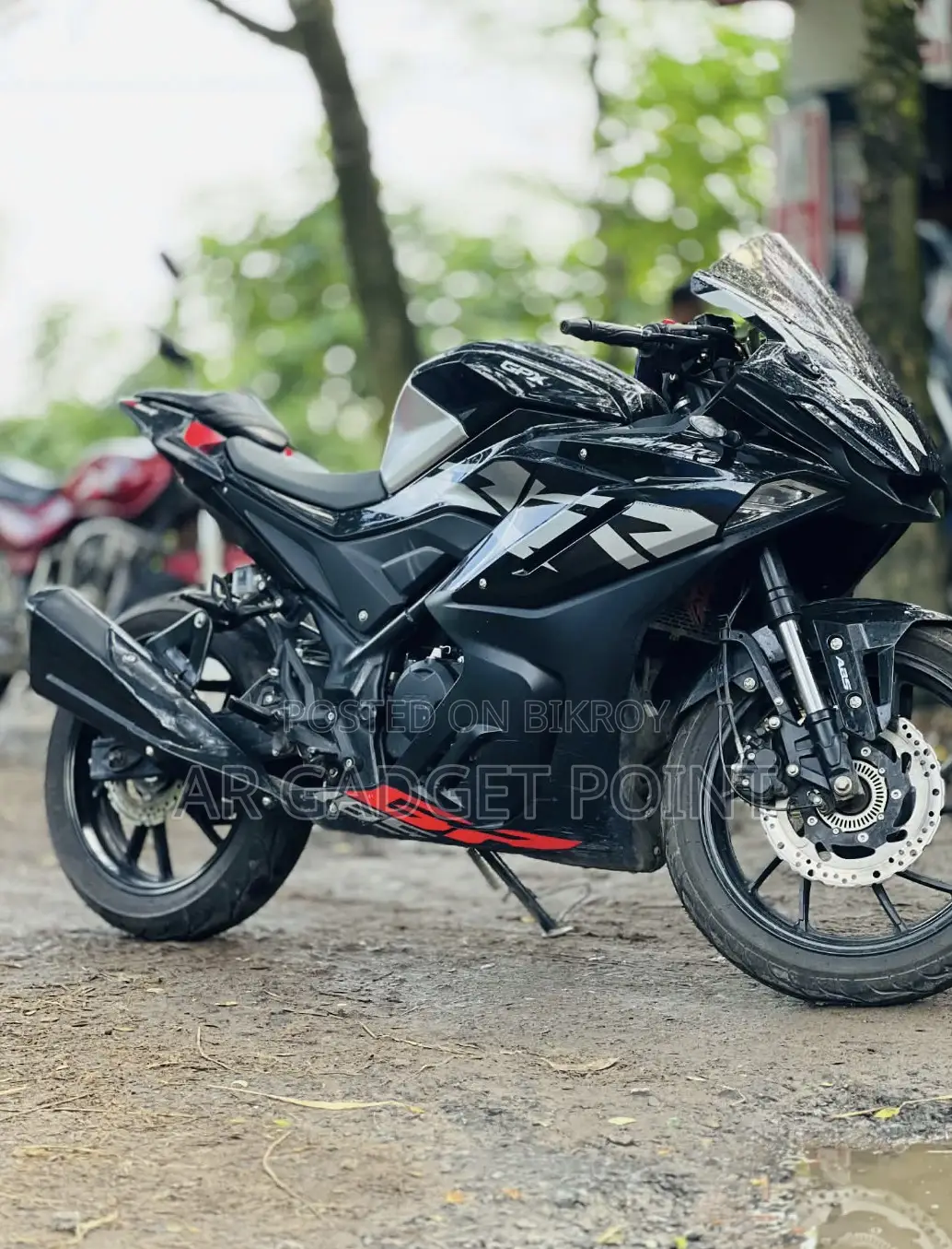 জিপিএক্স ডেমন জিআর২০০আর ২০২৪ ব্ল্যাক